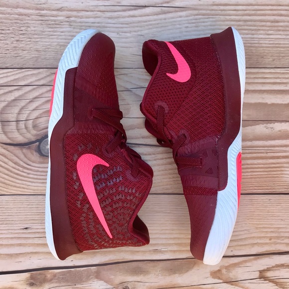 Nike Kyrie 3 (TD) Team Red/Hot Punch-White - Picture 13 of 16